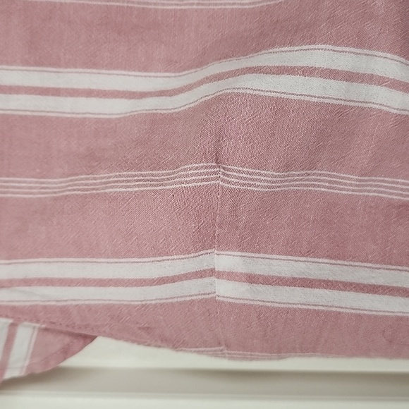 A&F pink and white striped flutter sleeve crop peplum top - Picture 7 of 10